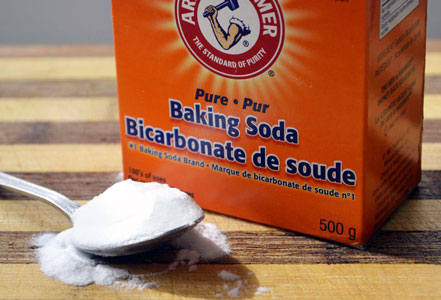 cách làm trắng răng tại nhà bằng baking soda